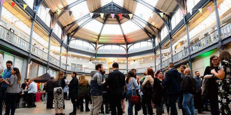 Glasgow University- Door2Door Student Storage- Cheap Student Storage Solution - door2doorstudentstorage